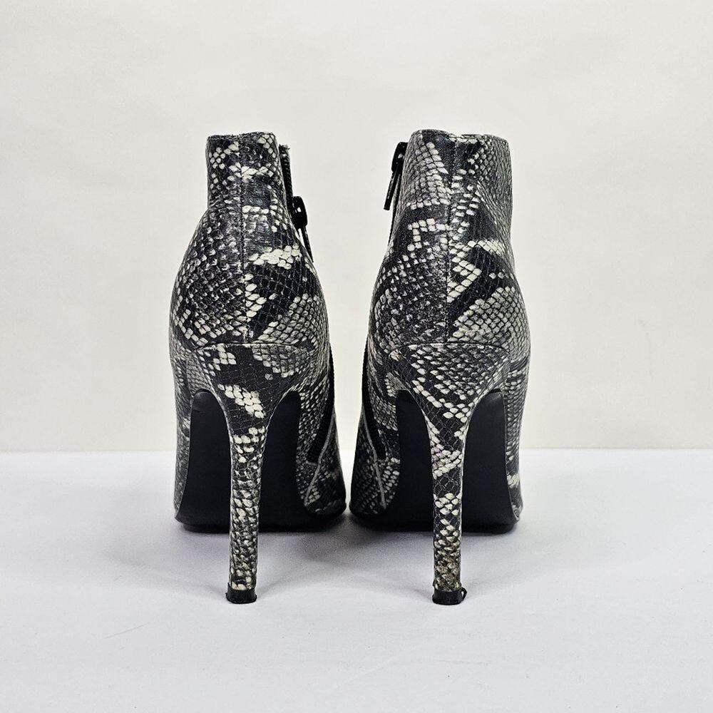 Pre-Loved Colin Stuart Python Print Leather Pointed-Toe Booties - Picture 9 of 10